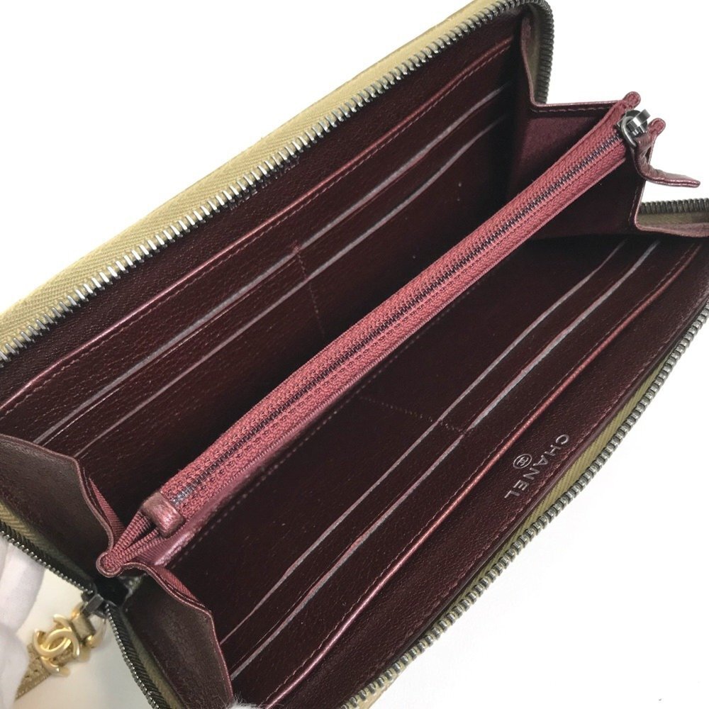 CHANEL Authentic Gold Wallet - Picture 11 of 14